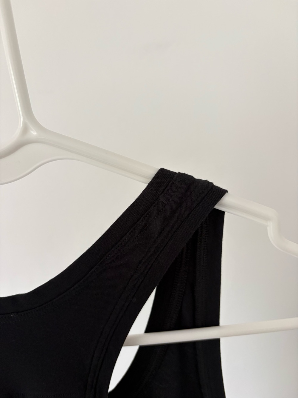 Lululemon Black Pleated Back Love Tank Top Size 4 - Picture 9 of 9